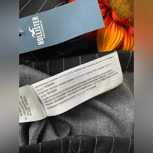 🦋B2G1🦋HOLLISTER Square Neck Button Front Striped Crop Top | MEDIUM | - Picture 8 of 9